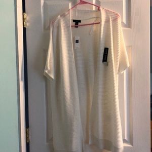 GAP Long, short sleeve cardigan. XS. New with tags